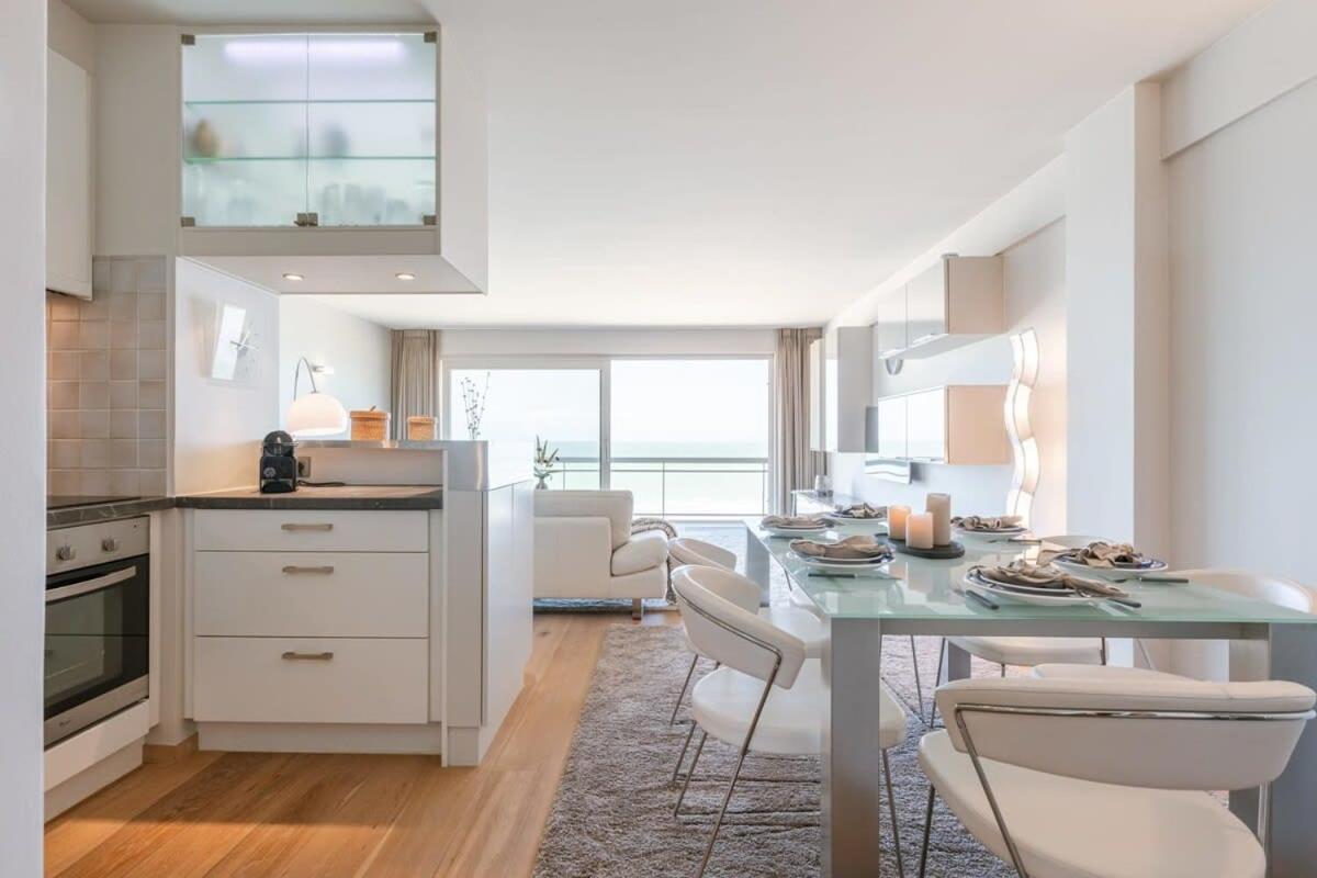 Huswell - Apartment With Stunning Sea View In Middelkerke Exterior foto