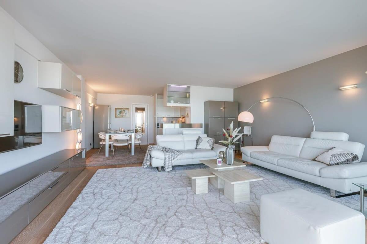 Huswell - Apartment With Stunning Sea View In Middelkerke Exterior foto
